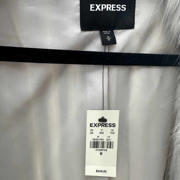 Express Faux Fur Coat New - Picture 2 of 5